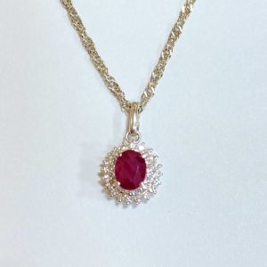 Pt900　ルビー1.19ct メレダイヤ　ネックレス